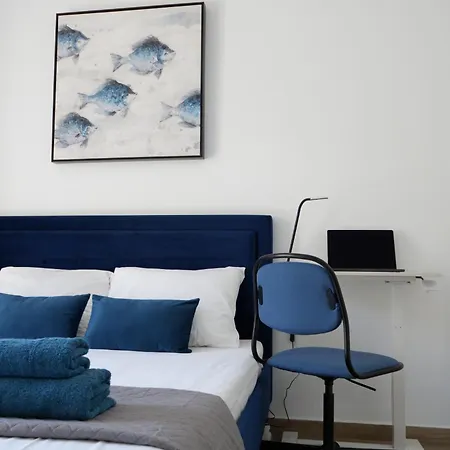 Nomad's Nest - Quiet Flat With Terrace