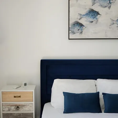 Nomad's Nest - Quiet Flat With Terrace *