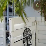 Apartament Nomad's Nest - Quiet Flat With Terrace *