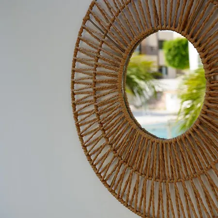 Nomad's Nest - Quiet Flat With Terrace