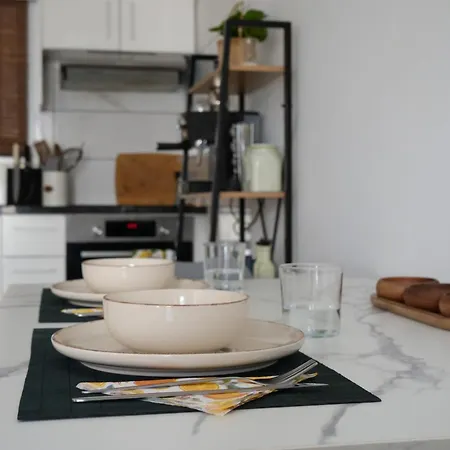 Nomad's Nest - Quiet Flat With Terrace Apartament Ajia Napa